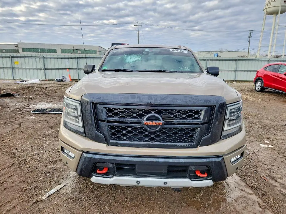2021 NISSAN TITAN PRO-4X  