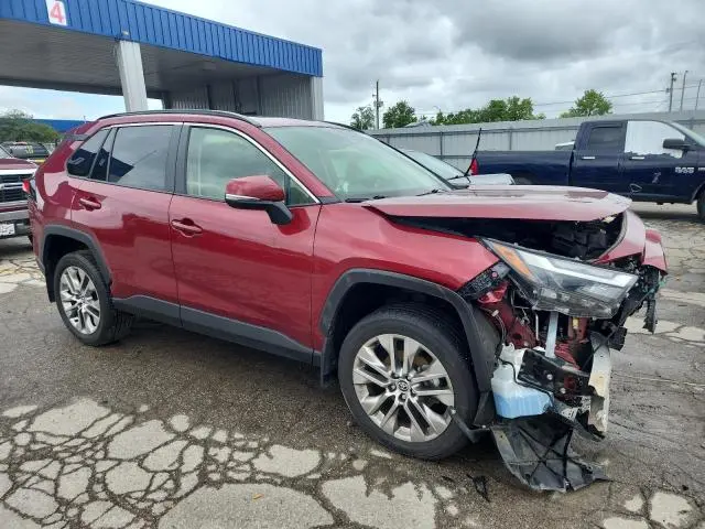2022 TOYOTA RAV4 XLE PREMIUM  