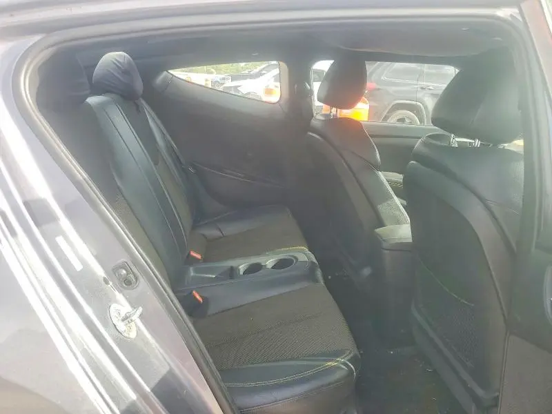 2016 HYUNDAI VELOSTER BASE  