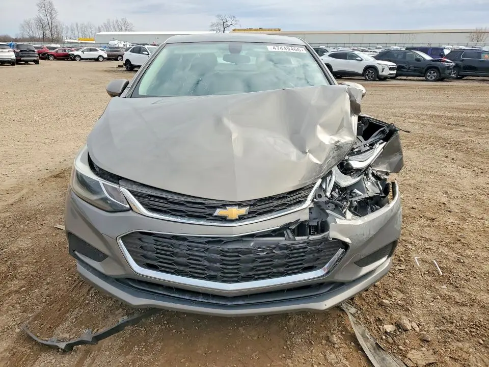2017 CHEVROLET CRUZE LT  