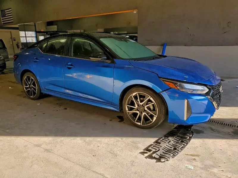 2024 NISSAN SENTRA SR  