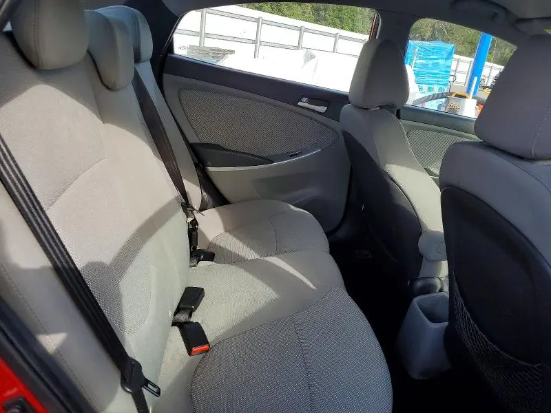 2014 HYUNDAI ACCENT GLS  