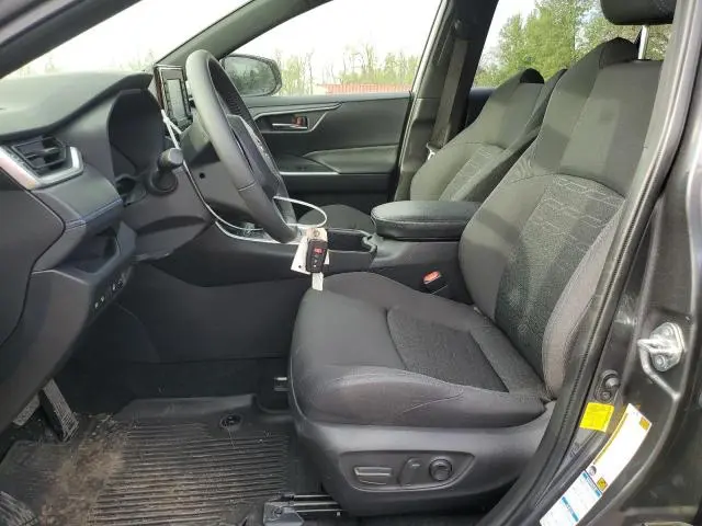 2022 TOYOTA RAV4 SE  