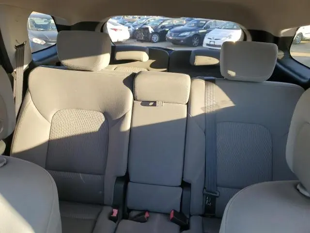 2016 HYUNDAI SANTA FE SE  