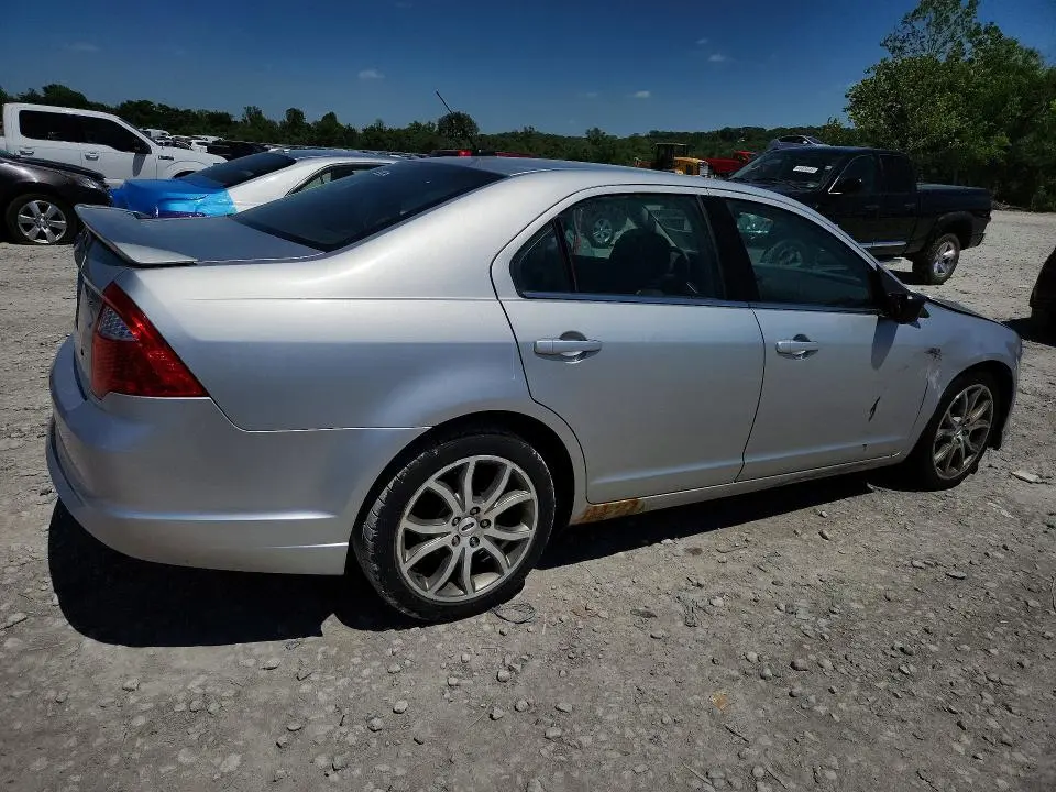 2011 FORD FUSION SE  