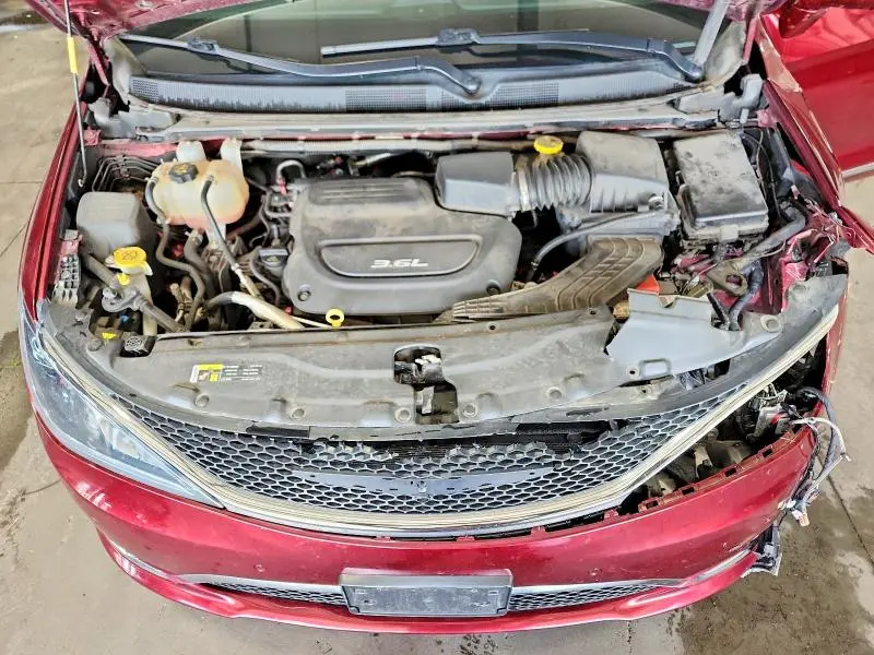 2017 CHRYSLER PACIFICA LIMITED  