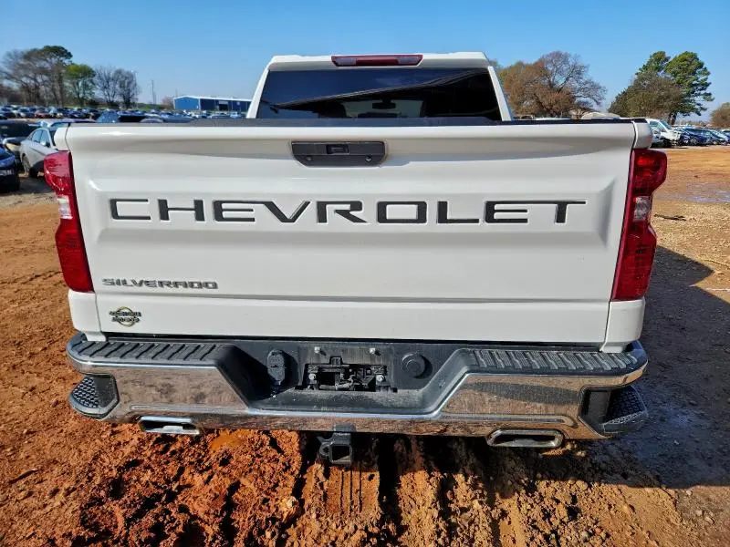 2021 CHEVROLET SILVERADO K1500 LT  