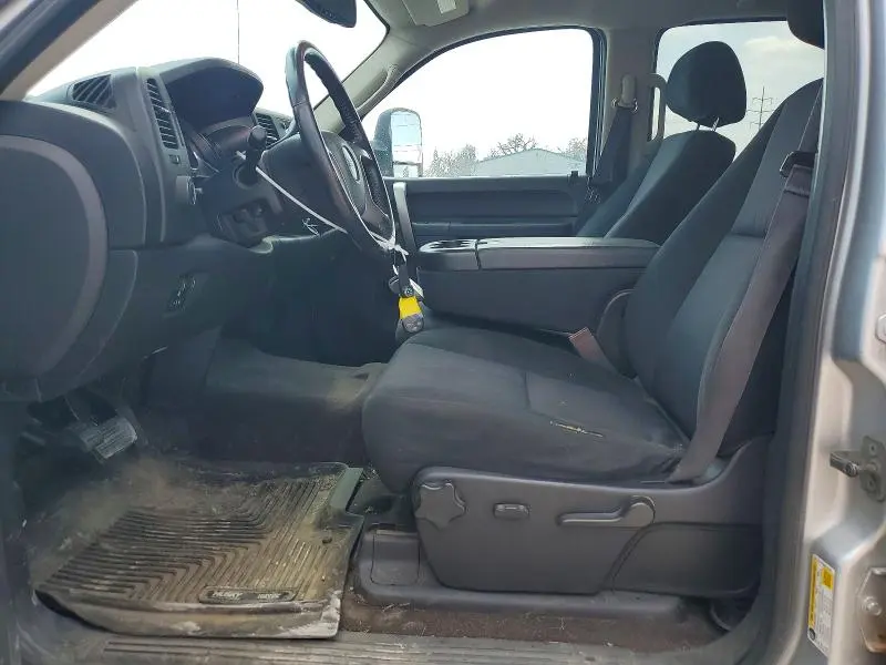 2013 GMC SIERRA K2500 SLE  