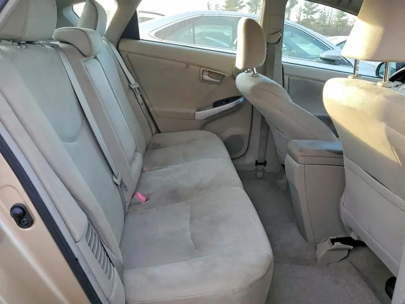 2010 TOYOTA PRIUS III  