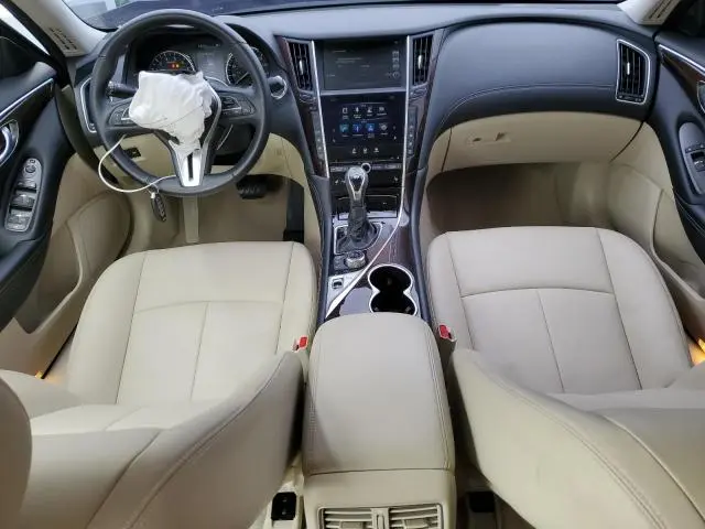 2018 INFINITI Q50 LUXE  