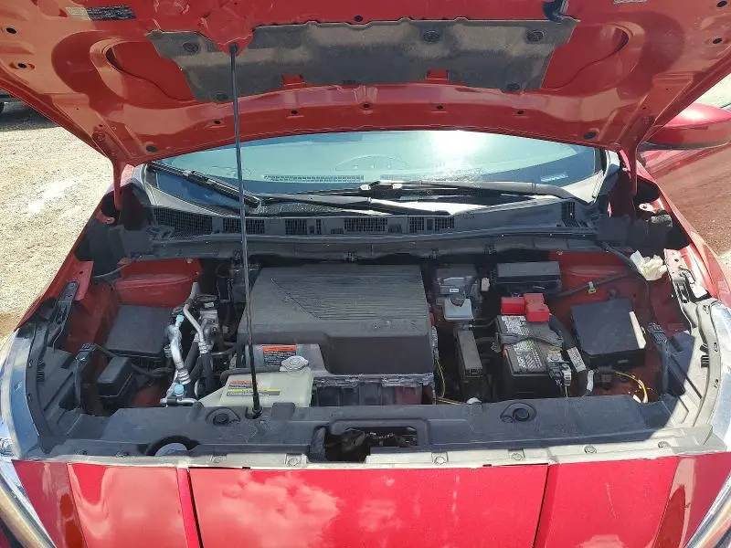 2019 NISSAN LEAF SV PLUS  