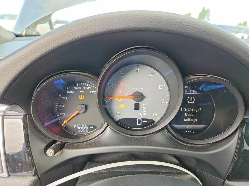 2016 PORSCHE MACAN S  