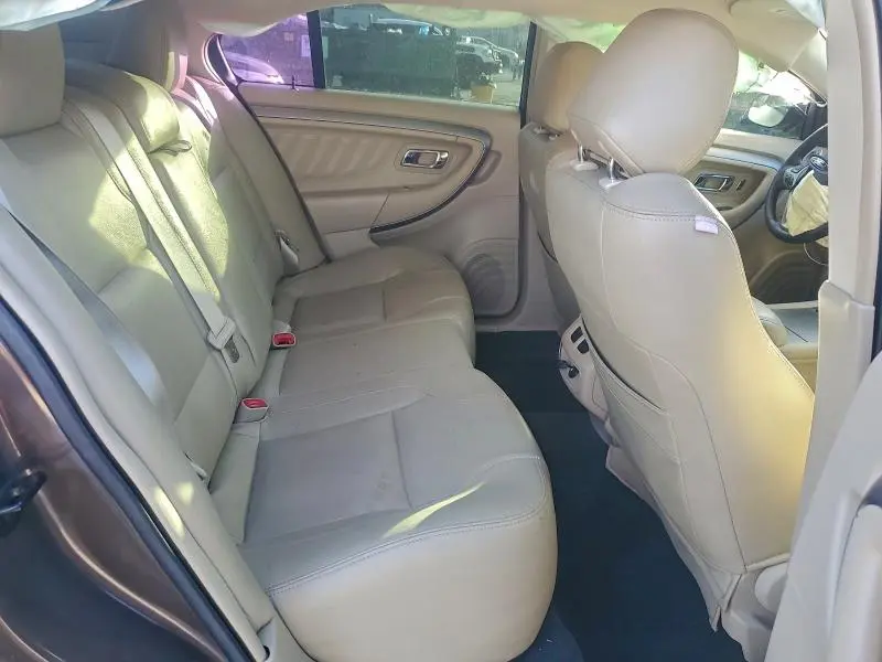 2015 FORD TAURUS SEL  