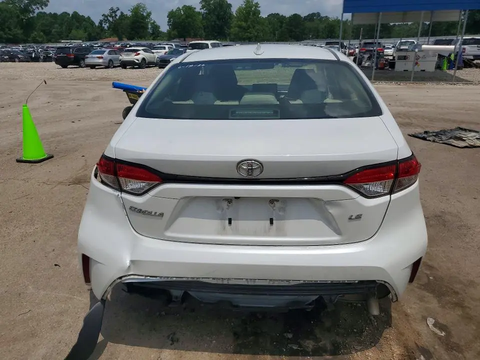 2022 TOYOTA COROLLA LE  