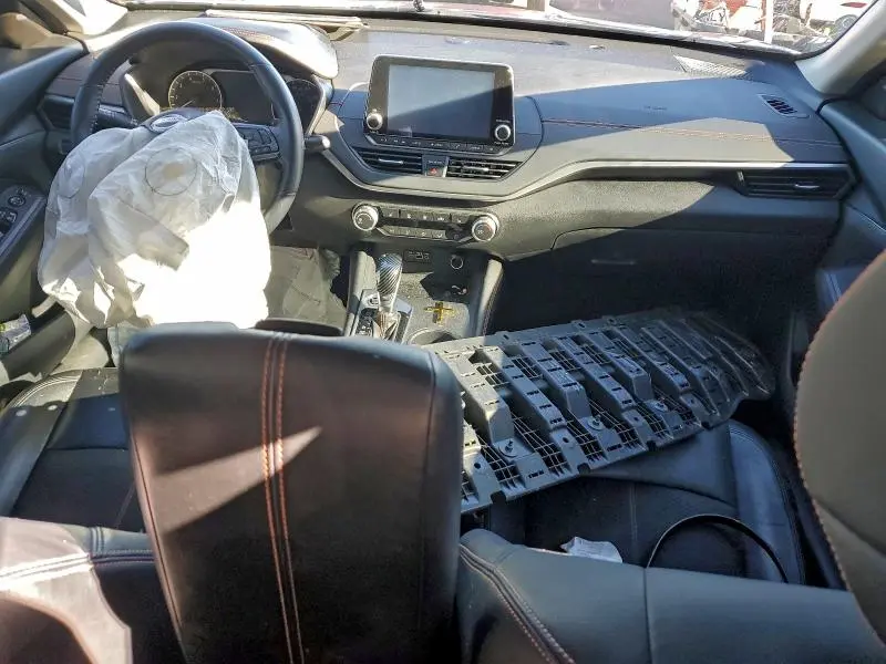 2020 NISSAN ALTIMA SR  