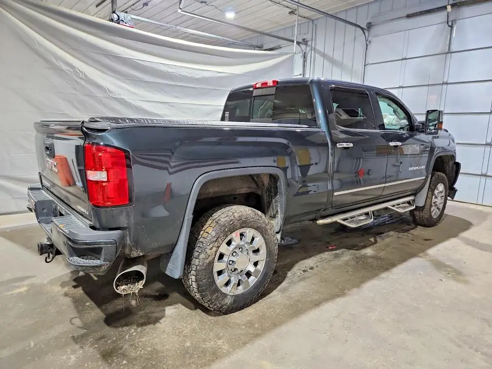 2018 GMC SIERRA K2500 DENALI  