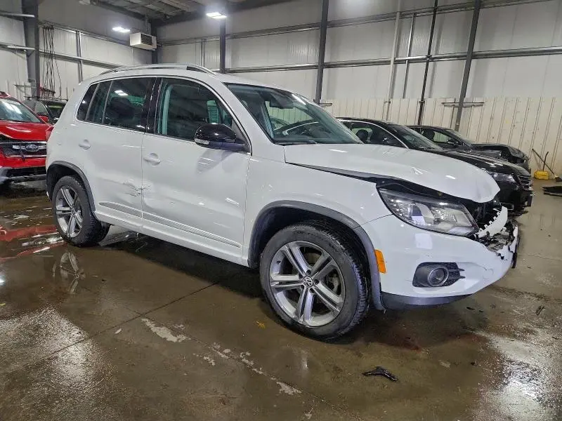 2017 VOLKSWAGEN TIGUAN SPORT  