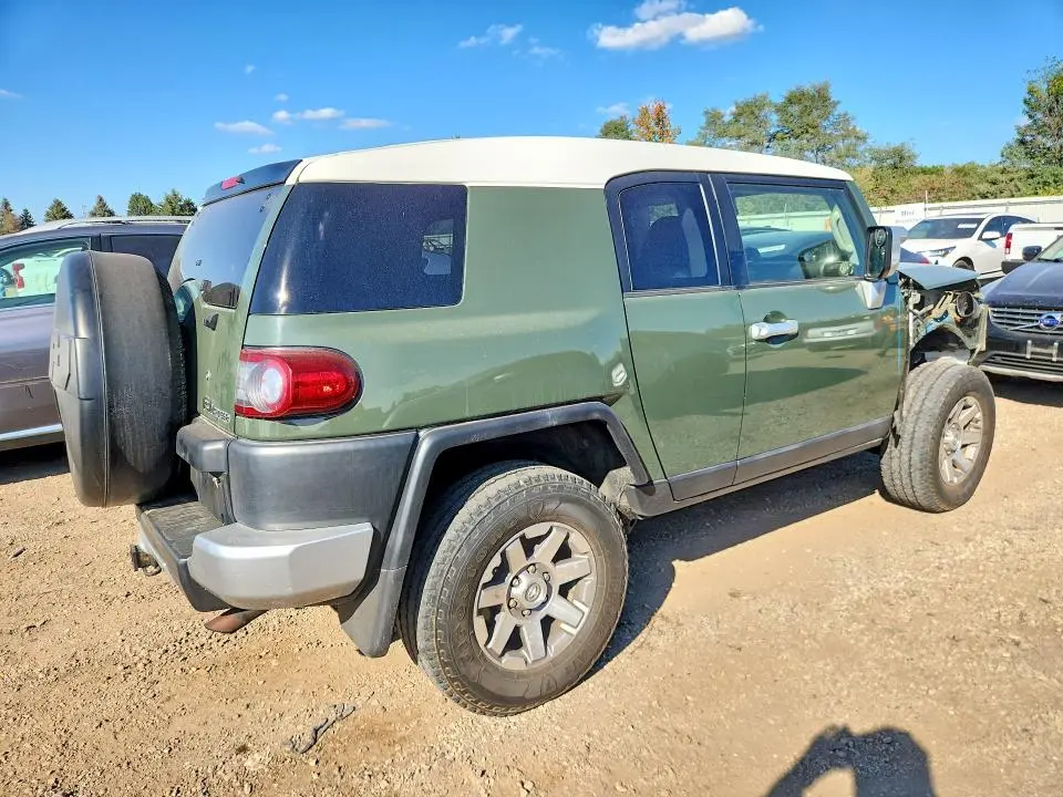 2014 TOYOTA FJ CRUISER BASE  