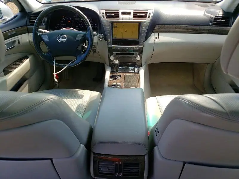 2010 LEXUS LS 460L  