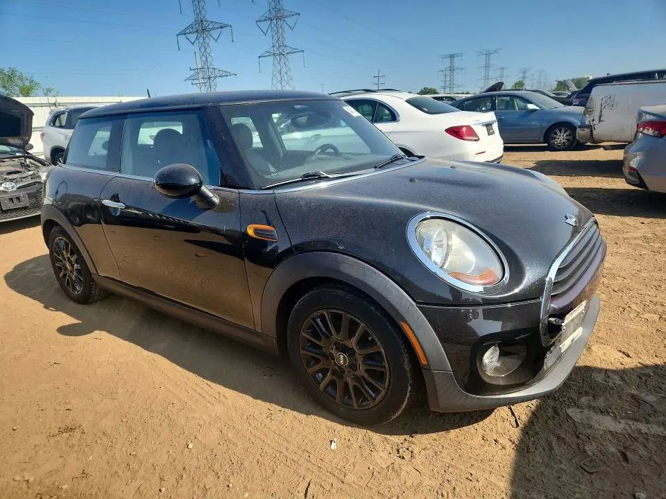 2016 MINI COOPER   