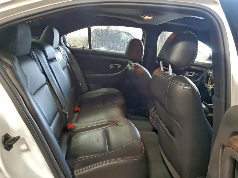 2013 FORD TAURUS LIMITED  