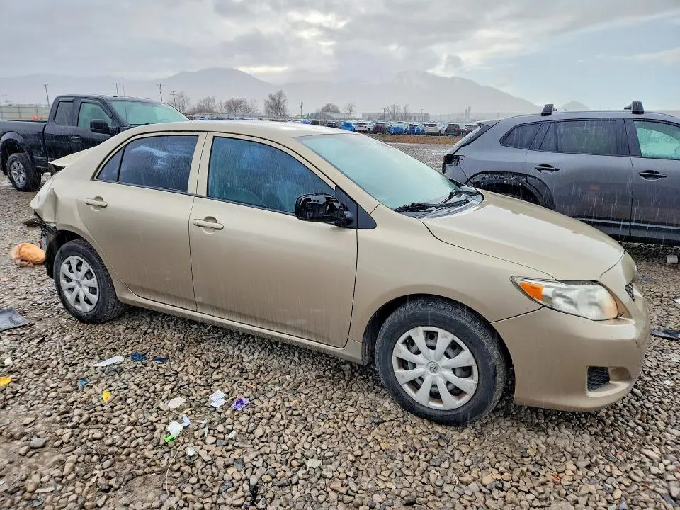 2010 TOYOTA COROLLA BASE  