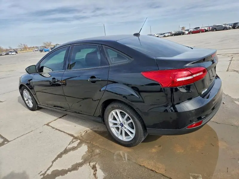 2017 FORD FOCUS SE  