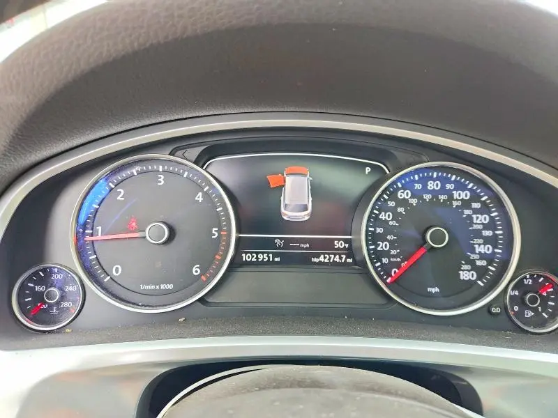 2015 VOLKSWAGEN TOUAREG V6 TDI  