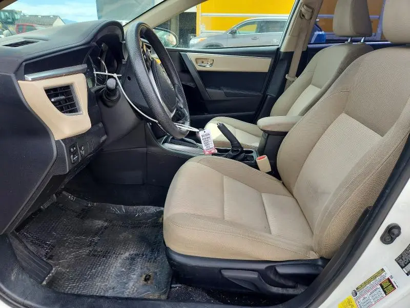 2015 TOYOTA COROLLA LE PLUS  