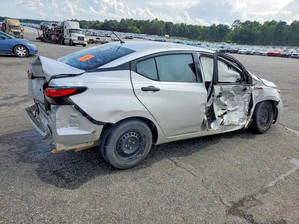 2020 NISSAN VERSA S  