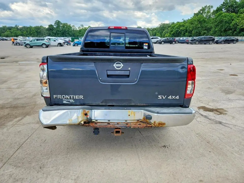2013 NISSAN FRONTIER SV V6  