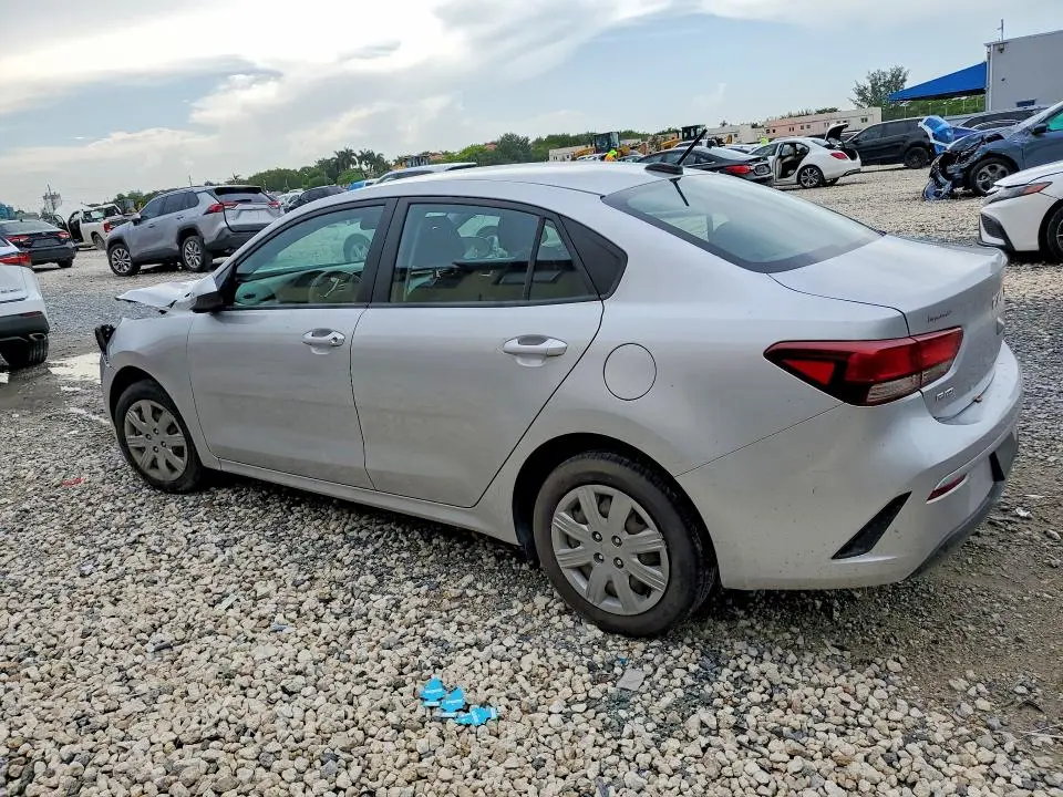 2022 KIA RIO LX  