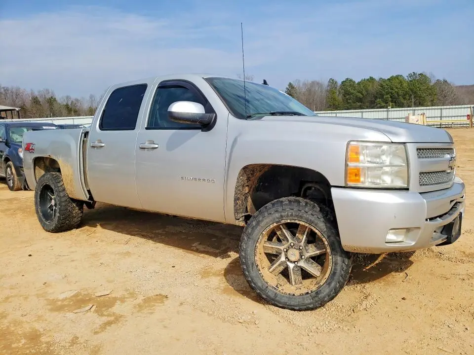 2010 CHEVROLET SILVERADO K1500 LT  
