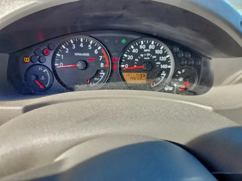 2015 NISSAN FRONTIER S  