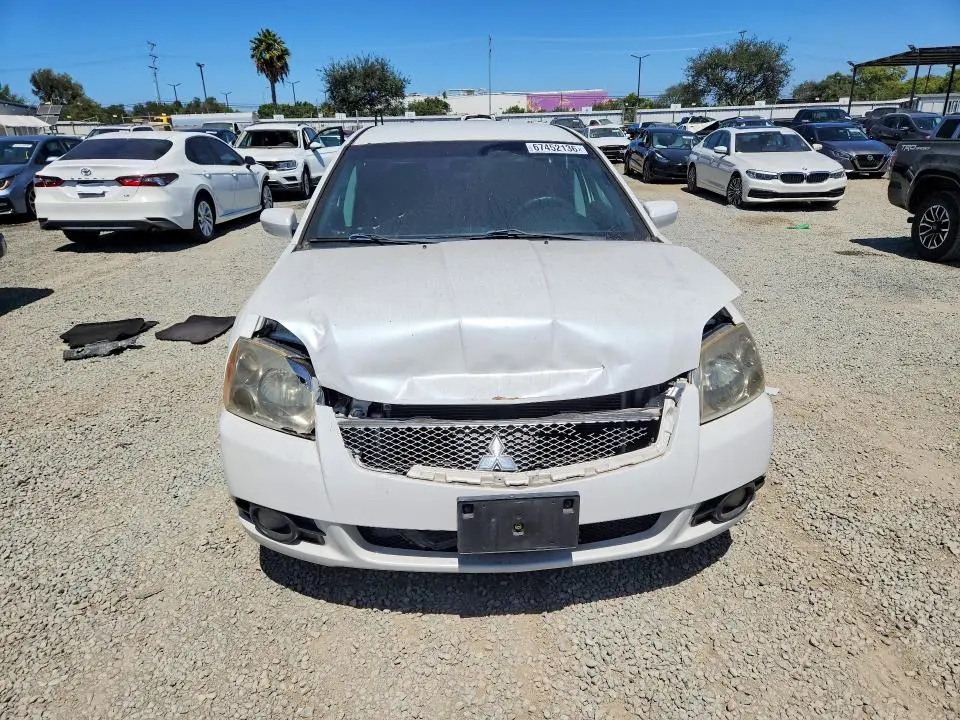 2012 MITSUBISHI GALANT ES  