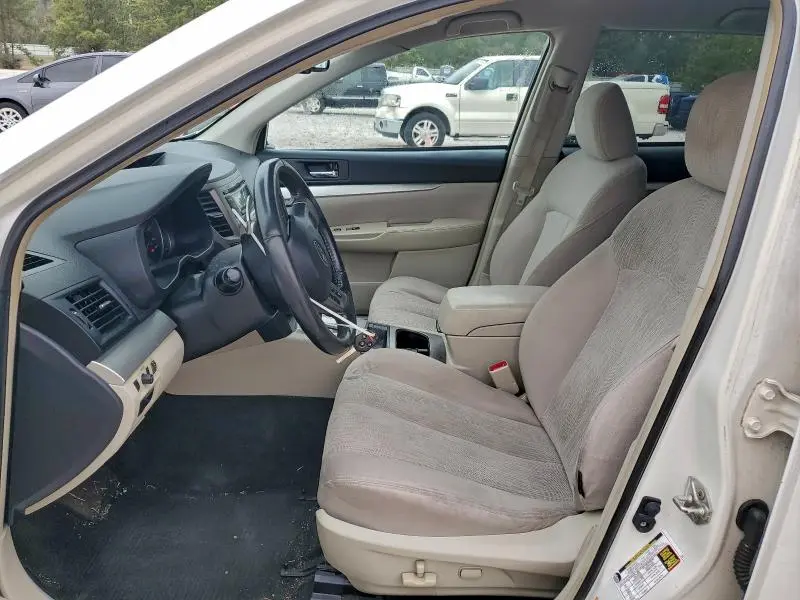 2013 SUBARU OUTBACK 2.5I PREMIUM  