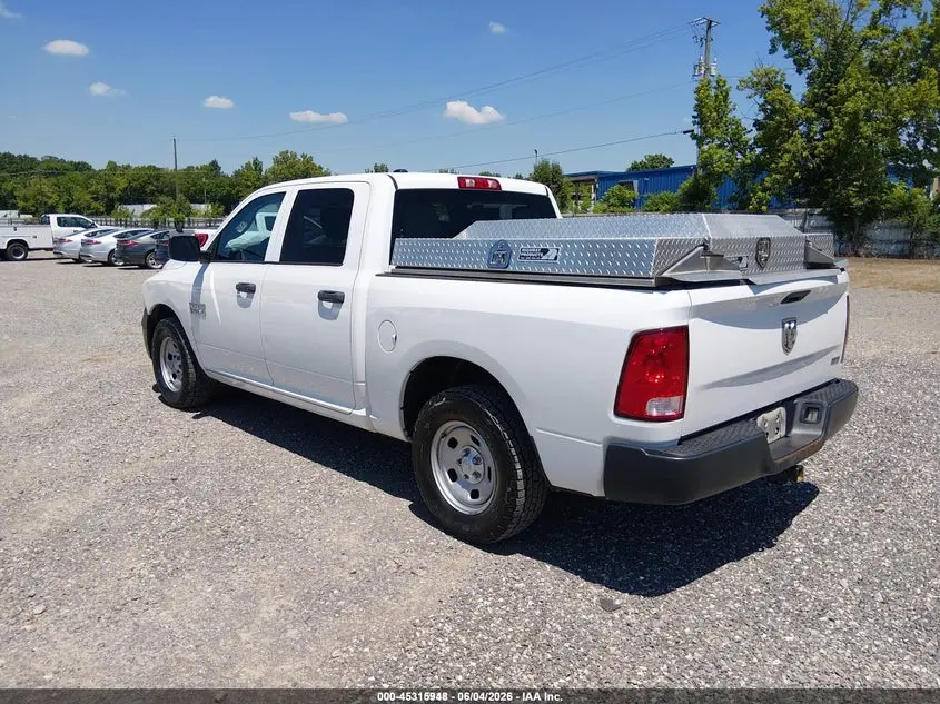 2018 RAM 1500 TRADESMAN  4X2 5'7 BOX