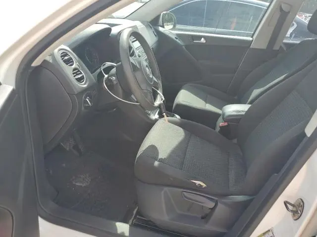2011 VOLKSWAGEN TIGUAN S  