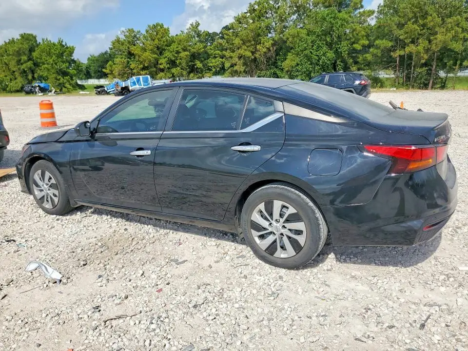 2024 NISSAN ALTIMA S  