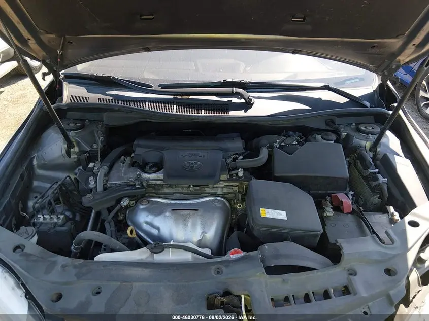 2016 TOYOTA CAMRY LE