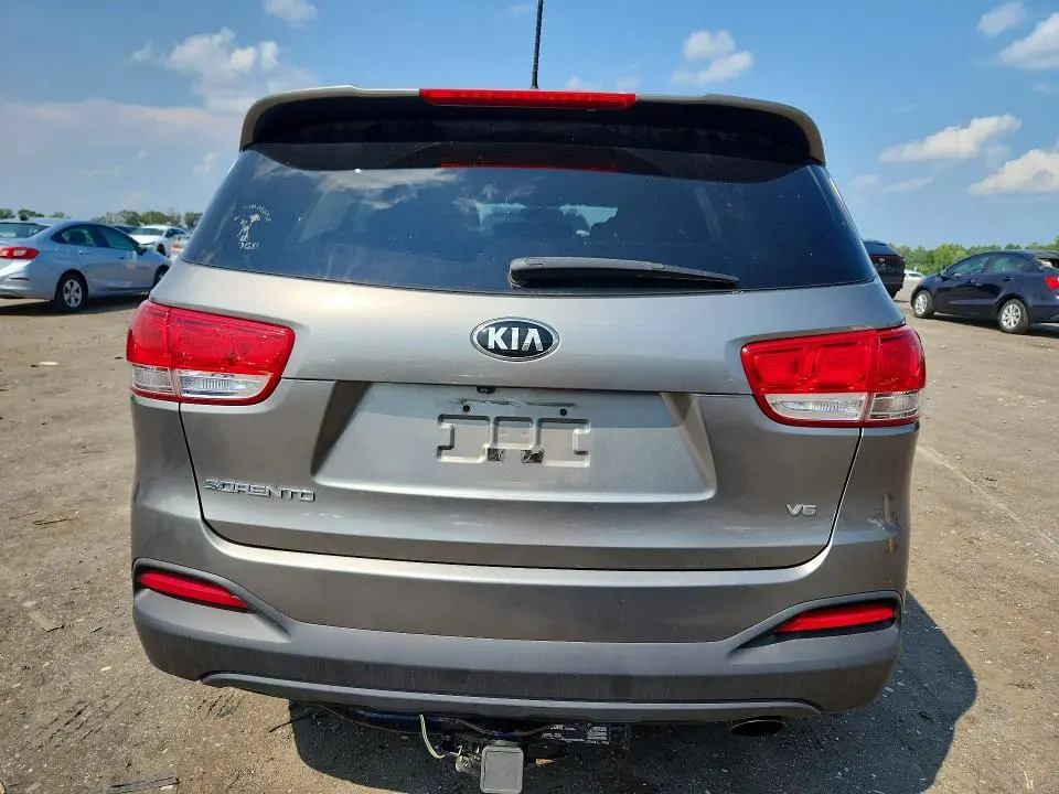 2017 KIA SORENTO LX V6  