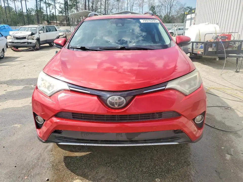 2017 TOYOTA RAV4 XLE  