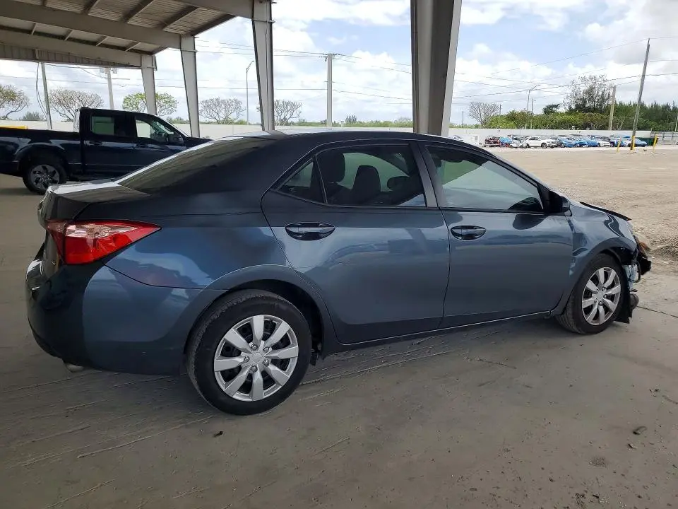 2017 TOYOTA COROLLA LE  