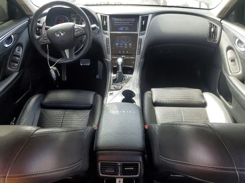 2016 INFINITI Q50 RED SPORT 400  