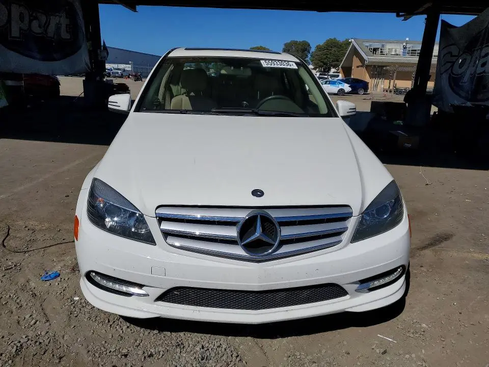 2011 MERCEDES-BENZ C 300  