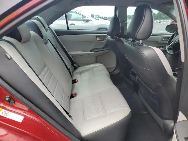 2016 TOYOTA CAMRY LE  