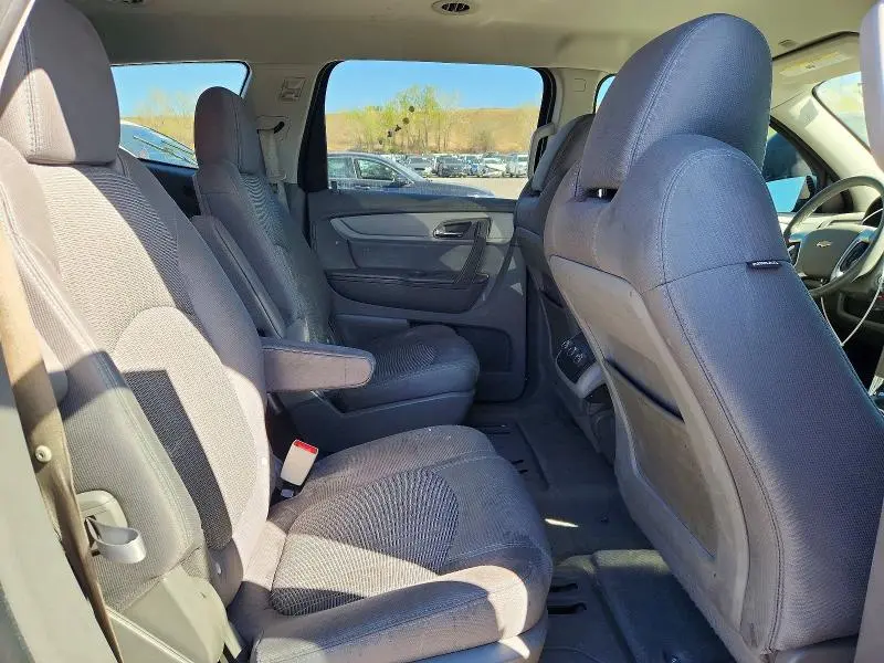 2017 CHEVROLET TRAVERSE LT  