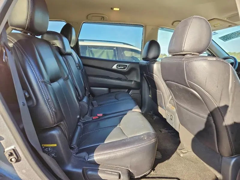 2020 NISSAN PATHFINDER SL  