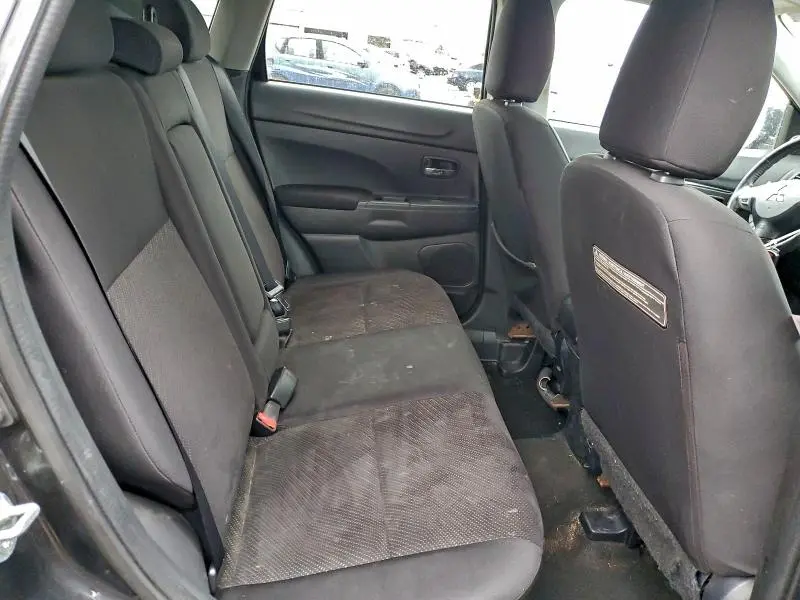 2013 MITSUBISHI OUTLANDER SPORT SE  