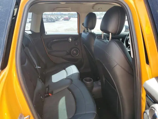 2015 MINI COOPER S  